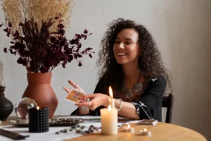 Cómo leer el tarot paso a paso si estás empezando
